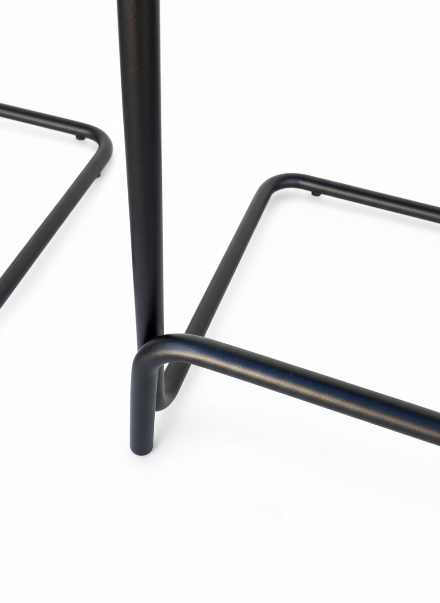 Taburete Vichy con brazos negro